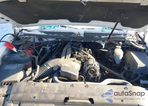 2013 Chevrolet Tahoe Commercial Fleet z USA, uszkodzony, nr VIN 1GNSK2E03DR373226